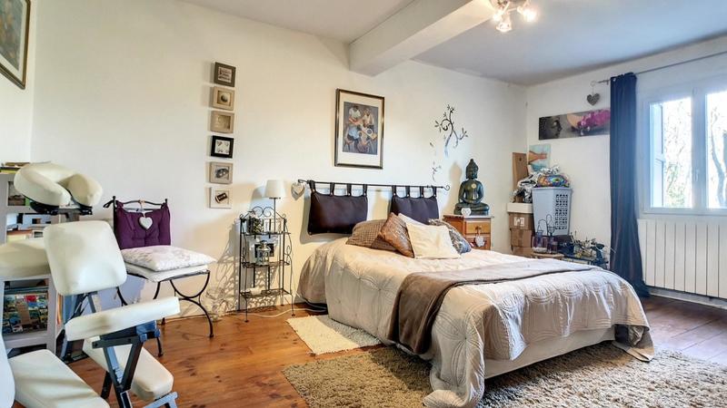 Maison - 253 m² - 8 pièces