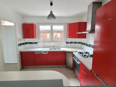 Maison - 101 m² - 5 pièces