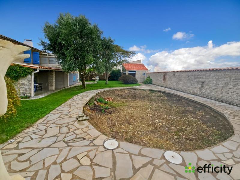 Maison - 200 m² - 6 pièces