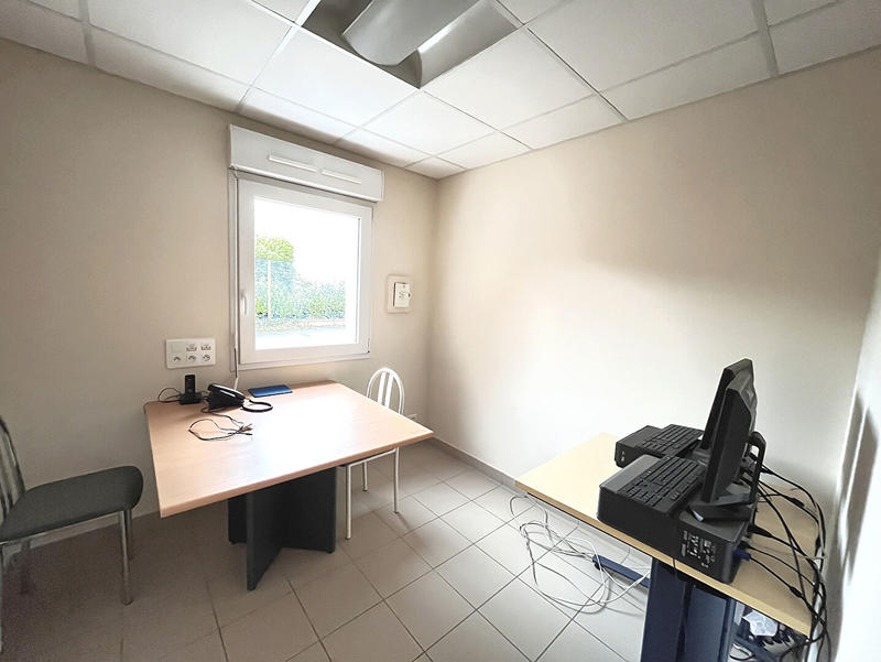 Bureau - 402 m²
