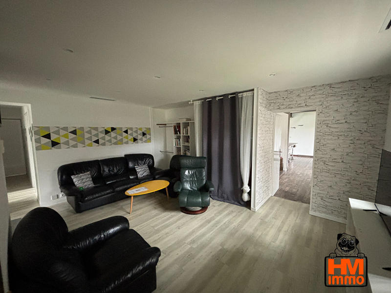 Maison - 210 m² - 7 pièces