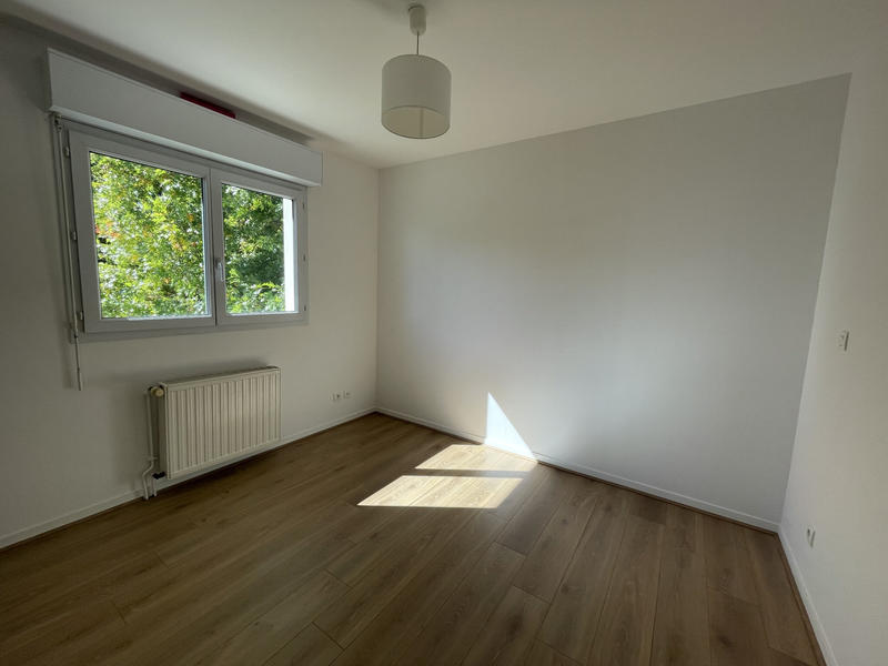 Appartement - 100 m² - 4 pièces