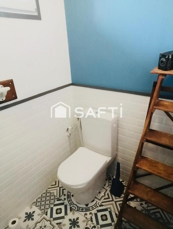 Maison - 205 m² - 10 pièces