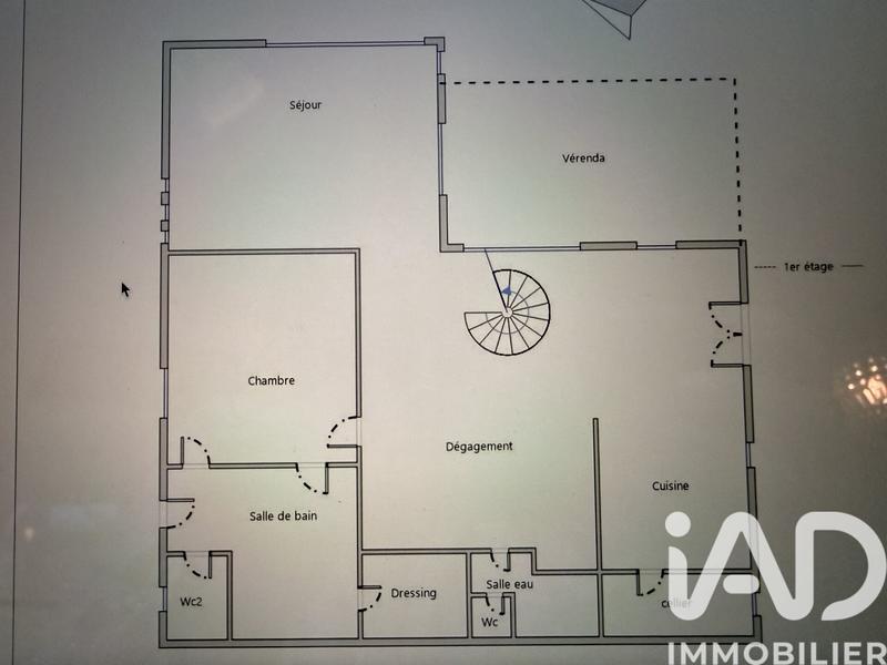 Maison - 304 m² - 8 pièces