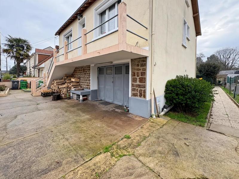 Maison - 100 m² - 6 pièces