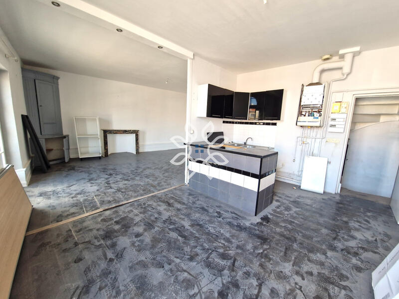 Immeuble - 145 m² - 4 pièces