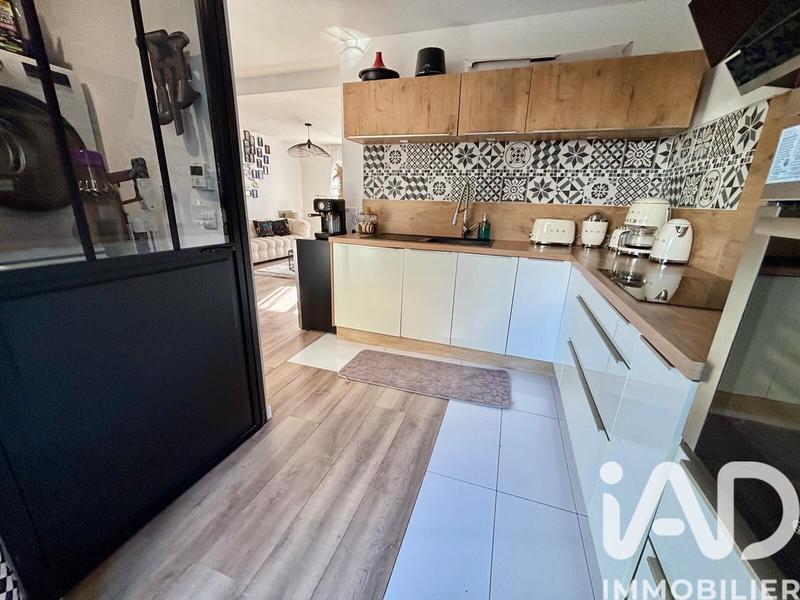 Maison - 95 m² - 5 pièces