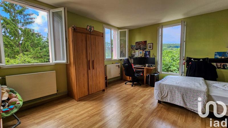 Maison - 205 m² - 8 pièces