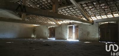 Maison - 900 m² - 20 pièces