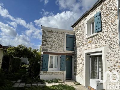 Maison de village - 110 m² - 5 pièces