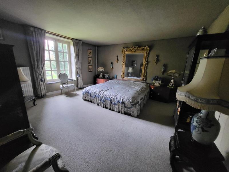 Maison ancienne - 256 m² - 11 pièces