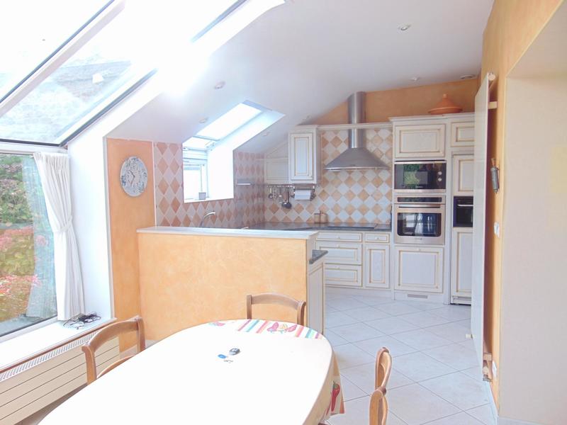 Maison - 192 m² - 7 pièces