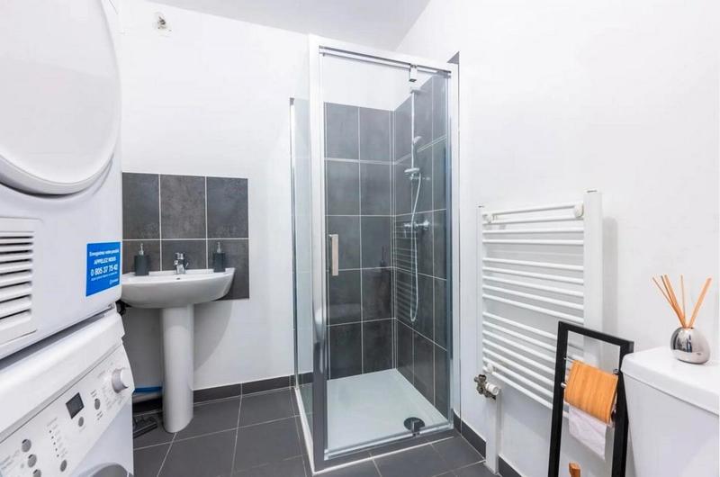 Appartement - 120 m² - 6 pièces