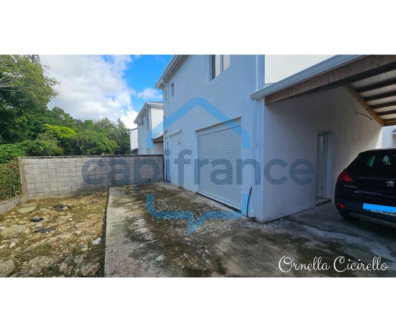 Maison - 81 m² - 4 pièces