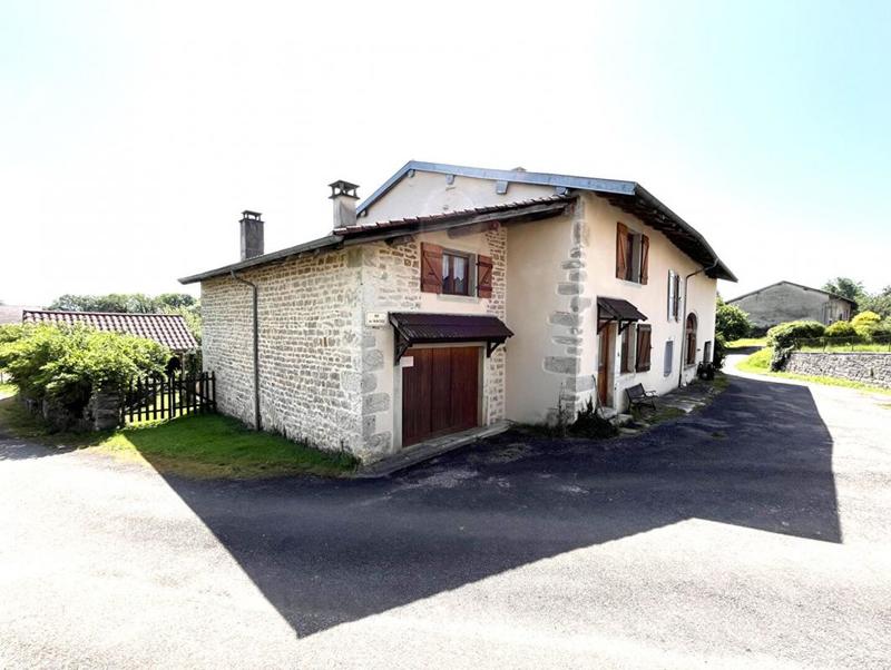 Maison de village - 234 m² - 12 pièces