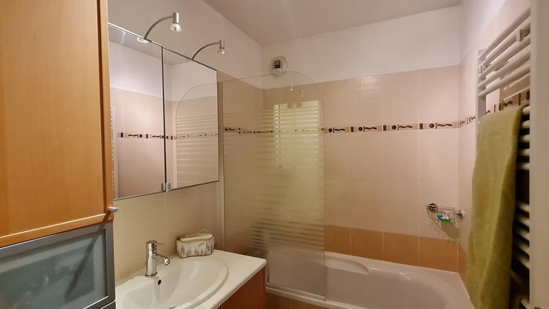 Appartement - 94 m² - 5 pièces