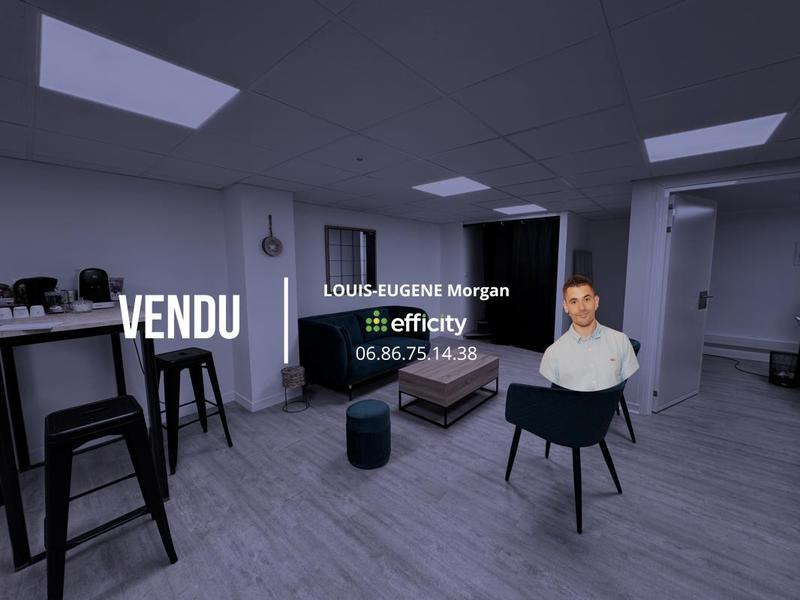 Bureau - 158 m² - 7 pièces