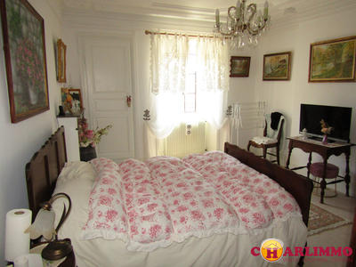 Maison traditionnelle - 102 m² - 5 pièces