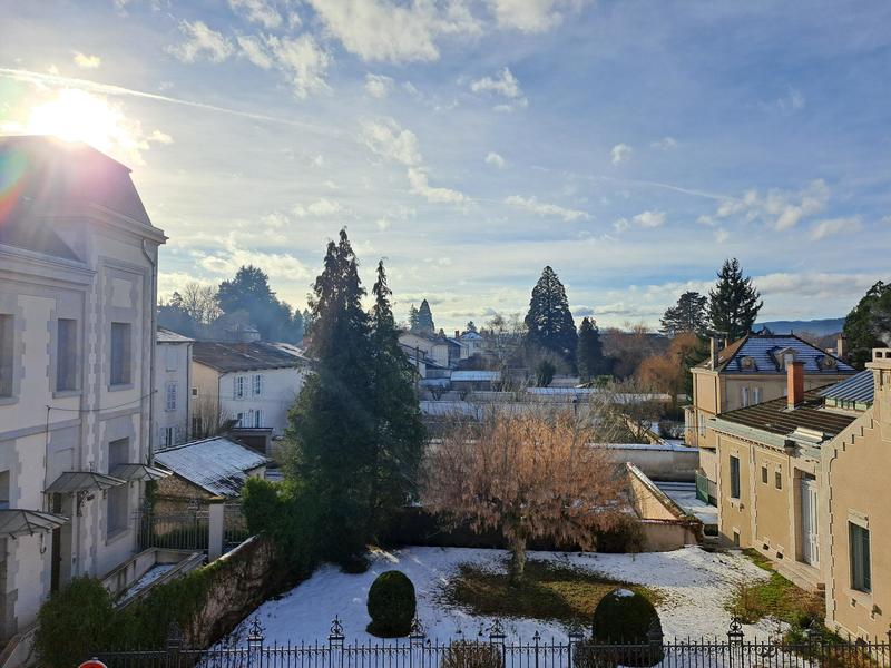 Maison - 335 m² - 7 pièces