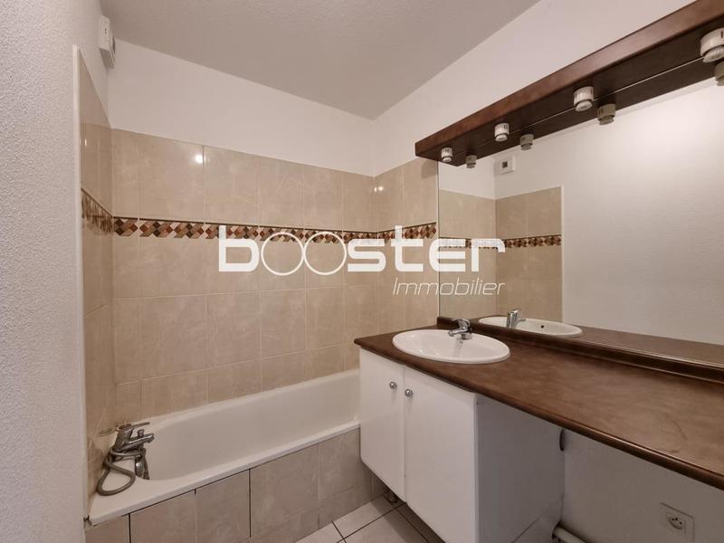 Appartement ancien - 64 m² - 3 pièces