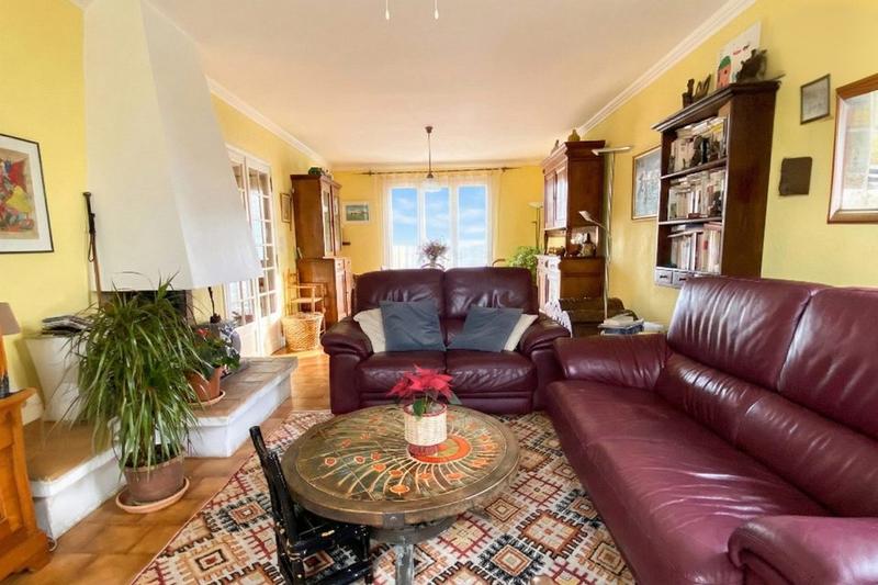 Maison traditionnelle - 110 m² - 4 pièces