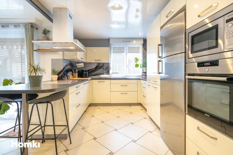 Appartement - 76 m² - 4 pièces