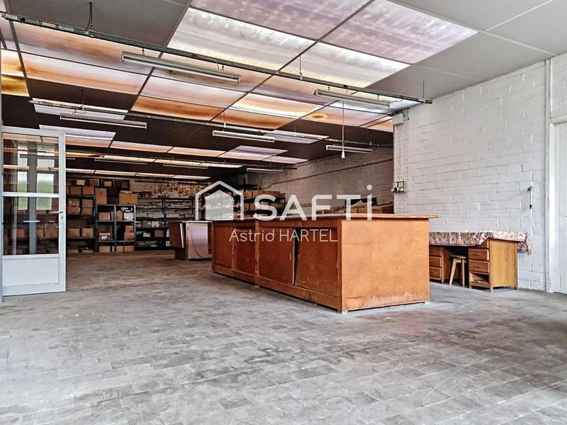 Local commercial - 530 m² - 7 pièces