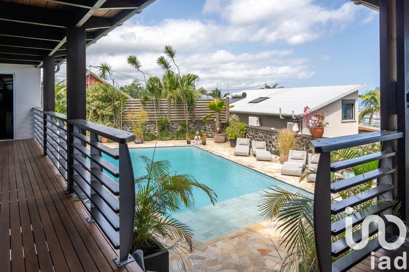 Maison - 274 m² - 8 pièces