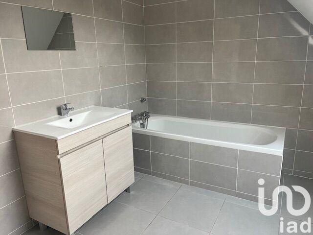 Maison - 82 m² - 6 pièces