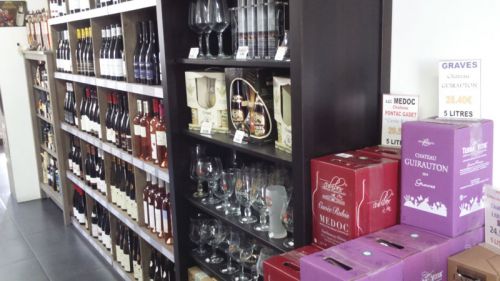 Cave  Vin &amp; Houblon