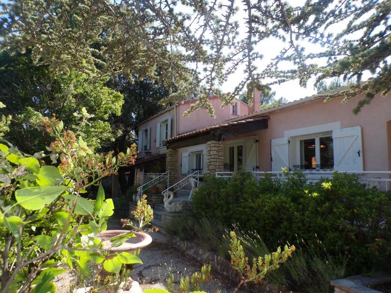 Maison - 97 m² - 5 pièces