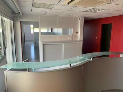 Bureau - 228 m²