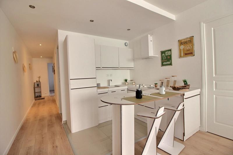 Appartement - 80 m² - 5 pièces