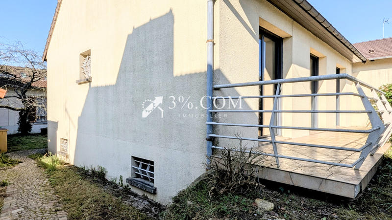 Maison - 95 m² - 4 pièces