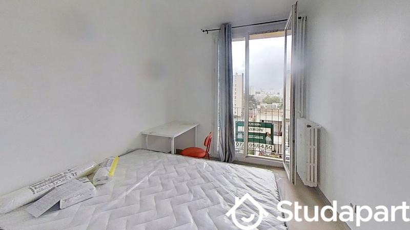 Chambre - 72 m² - 1 pièce