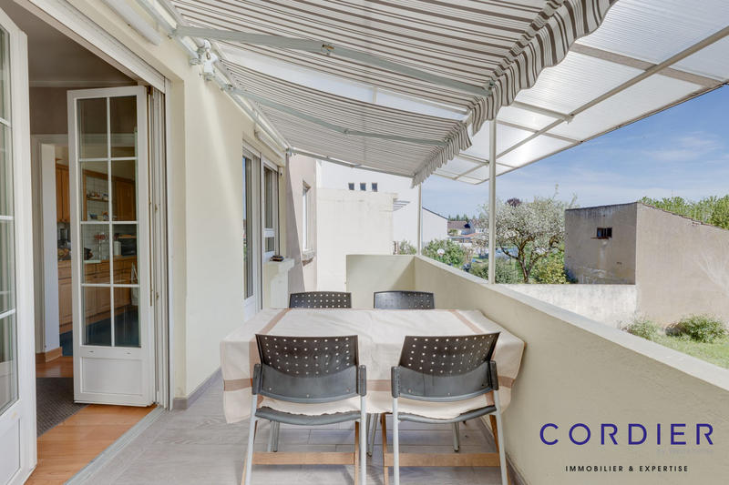 Maison - 150 m² - 8 pièces