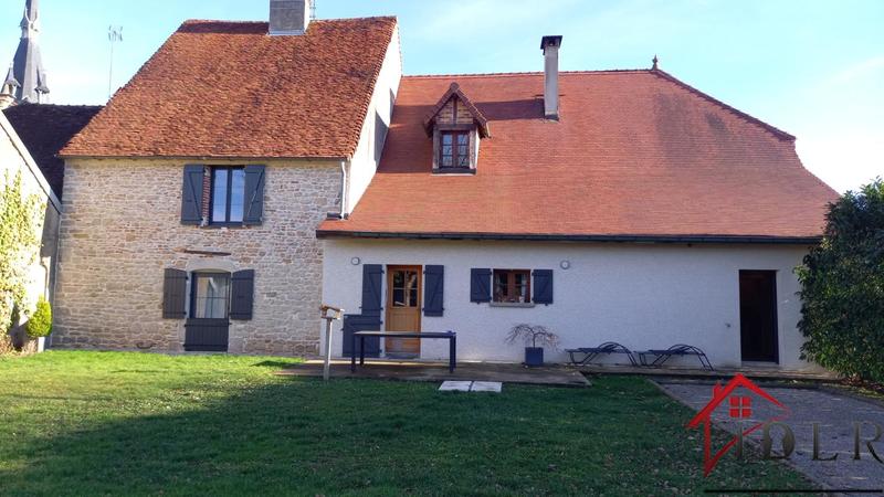 Maison de village - 220 m² - 8 pièces