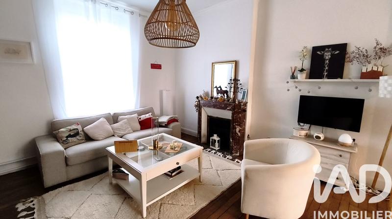 Maison - 140 m² - 8 pièces