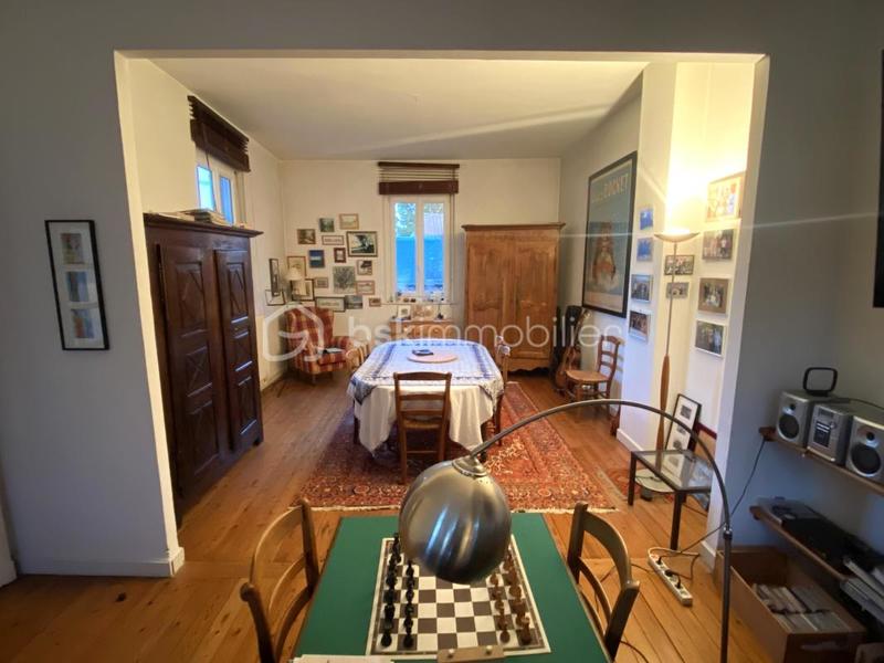 Maison bourgeoise - 260 m² - 9 pièces