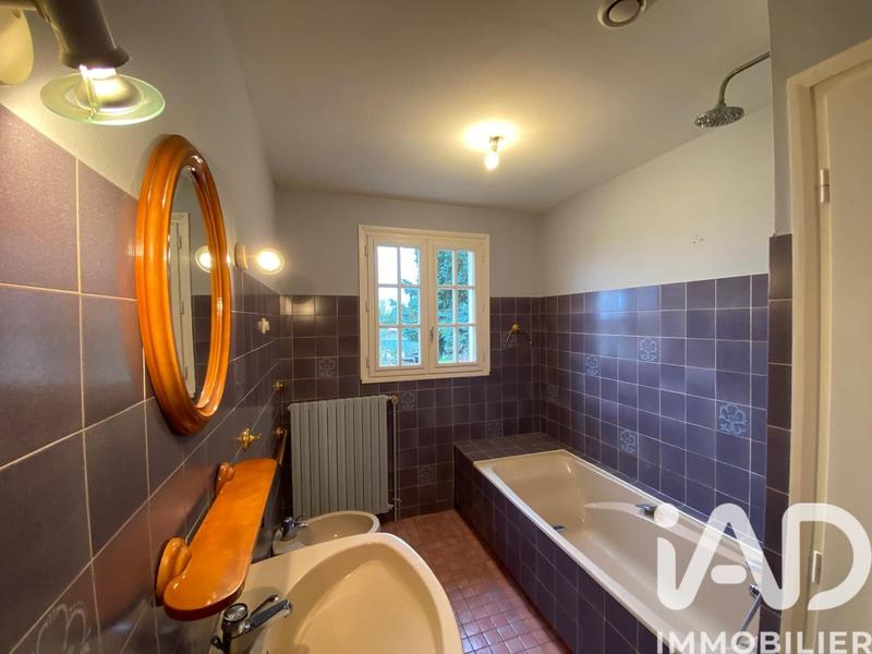 Maison - 152 m² - 9 pièces