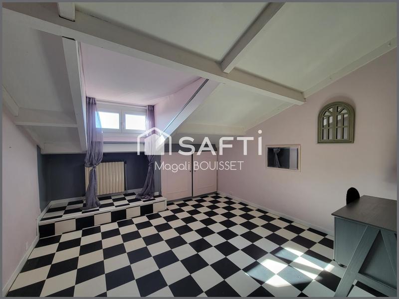 Maison - 179 m² - 6 pièces