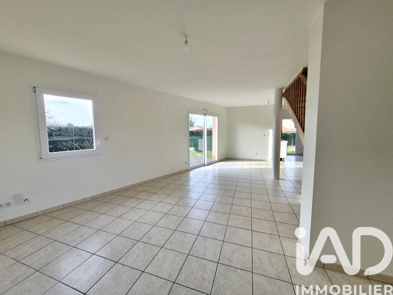 Maison - 102 m² - 4 pièces
