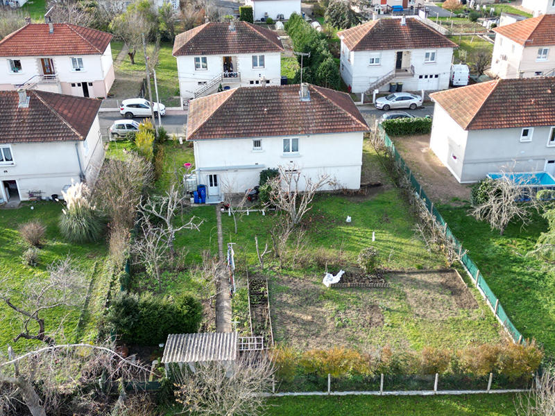 Maison - 92 m² - 4 pièces