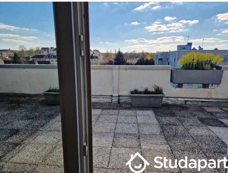 Chambre - 14 m² - 1 pièce