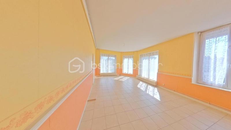 Maison - 269 m² - 10 pièces