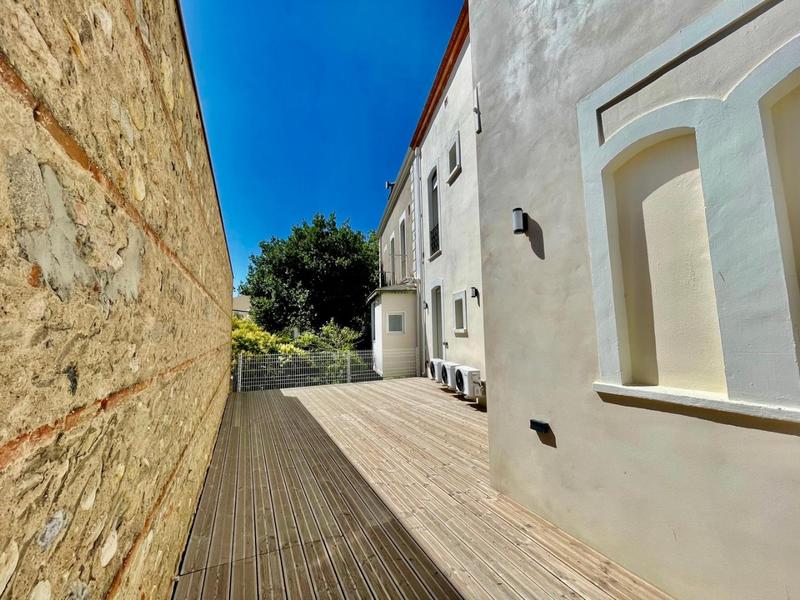 Immeuble - 8 pièces