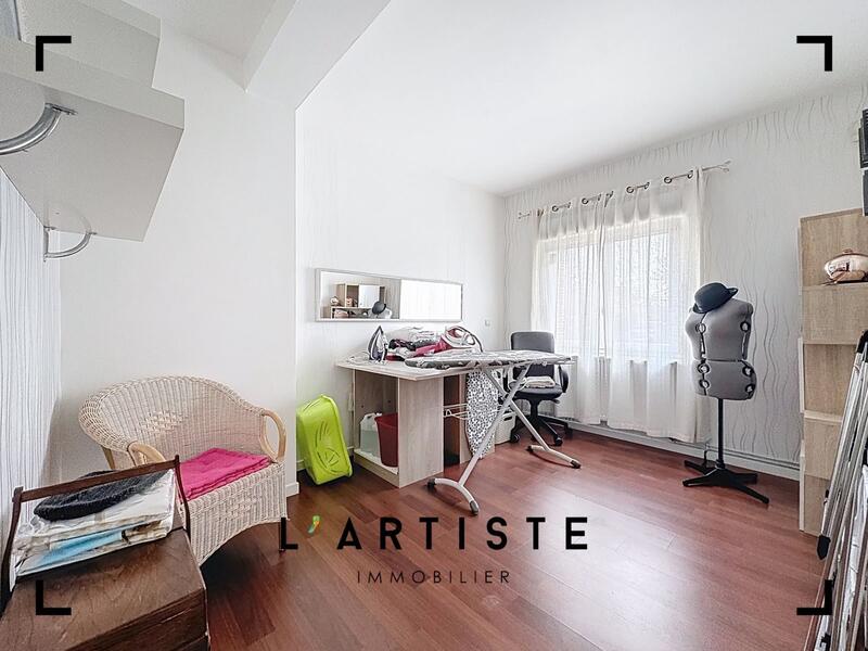 Maison - 152 m² - 7 pièces