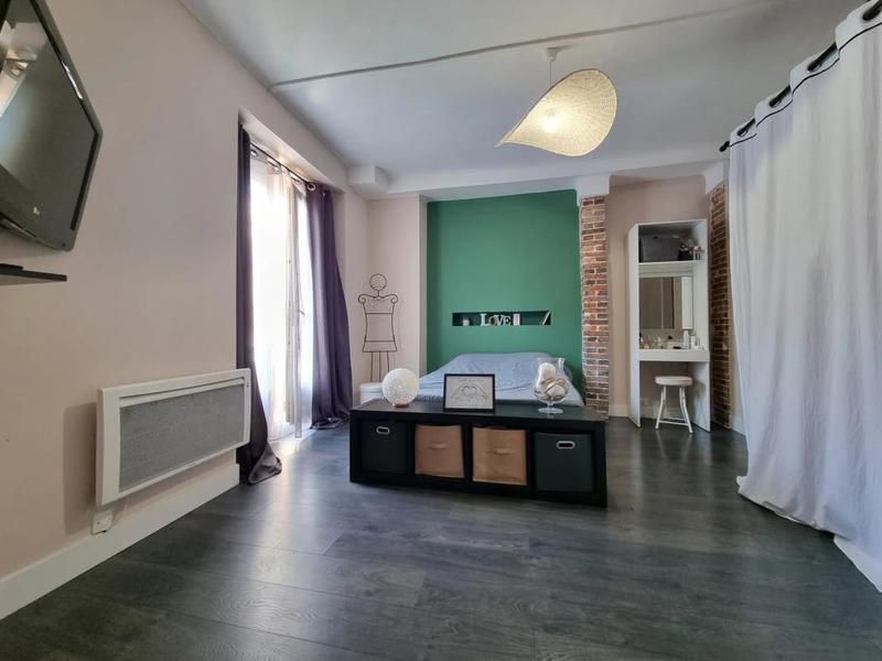 Maison - 200 m² - 8 pièces