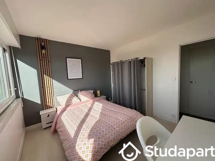 Chambre - 65 m² - 1 pièce