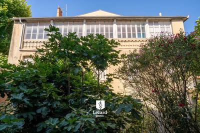 Maison ancienne - 282 m² - 8 pièces